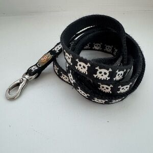 Black Skull Pattern Dog Leash